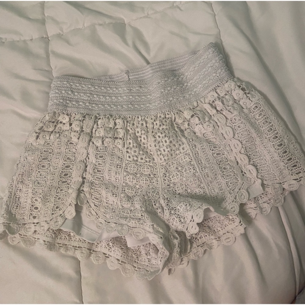 Womens white knit shorts size S